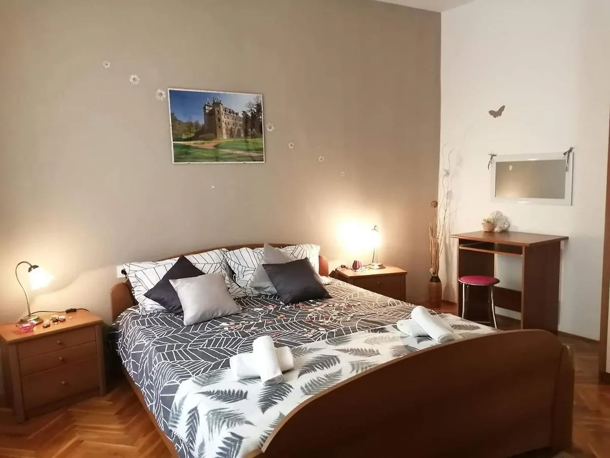 T&D Apartmani 普拉 0*,  克罗地亚
